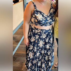 Abercrombie & Fitch Satin Pleated Skirt & Ruched Crop Top Set, XL